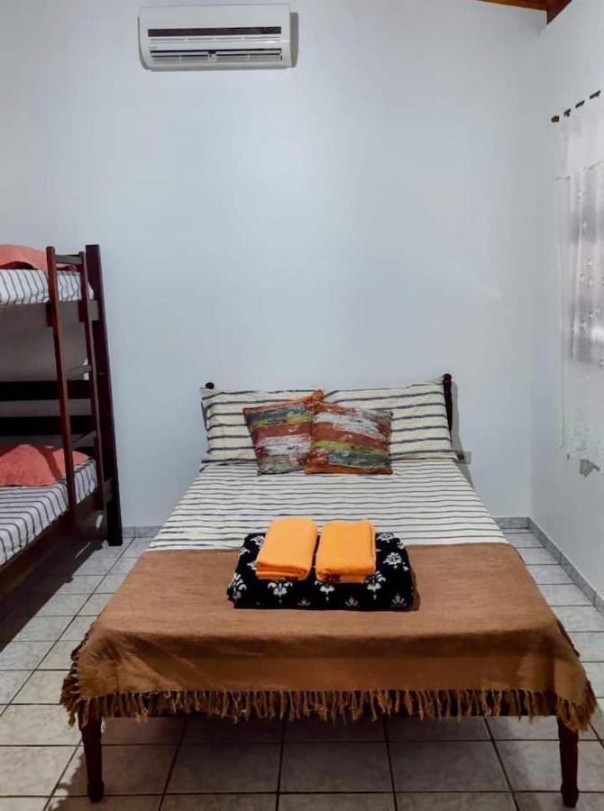 Suite Pe Na Areia- Espaco Independente Na Praia Do Curral Com Localizacao Privilegiada - Simplicidade E Comodidade Com O Por Do Sol Mais Lindo De Ilhabela - Melhor Custo Beneficio Para Ate 4 Pessoas , Na Av Jose Pacheco Do Nascimento Nº 7682 Екстериор снимка