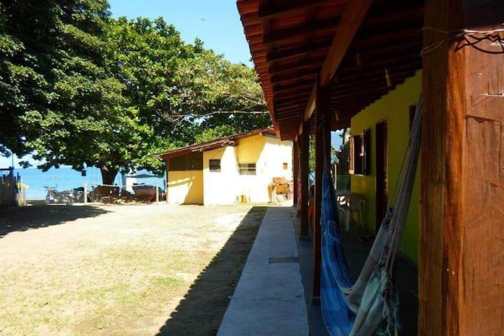 Suite Pe Na Areia- Espaco Independente Na Praia Do Curral Com Localizacao Privilegiada - Simplicidade E Comodidade Com O Por Do Sol Mais Lindo De Ilhabela - Melhor Custo Beneficio Para Ate 4 Pessoas , Na Av Jose Pacheco Do Nascimento Nº 7682 Екстериор снимка